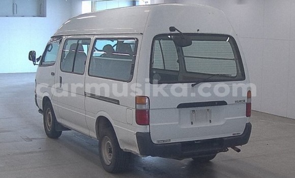 Acheter Occasion Voiture Toyota Hiace Blanc à Beitbridge, Matabeleland South Acheter Occasion Voiture Toyota Hiace Blanc à Beitbridge, Matabeleland South