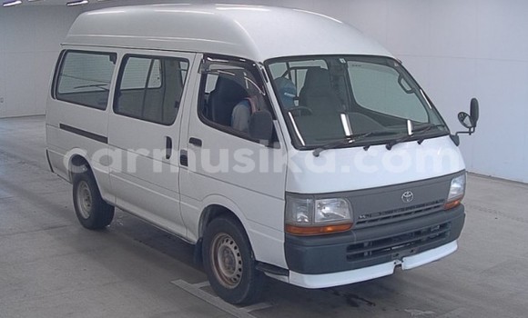 Acheter Occasion Voiture Toyota Hiace Blanc à Beitbridge, Matabeleland South Acheter Occasion Voiture Toyota Hiace Blanc à Beitbridge, Matabeleland South