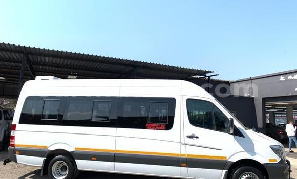 Buy Used Mercedes‒Benz Sprinter White Truck in Beitbridge in Matabeleland South Buy Used Mercedes‒Benz Sprinter White Truck in Beitbridge in Matabeleland South
