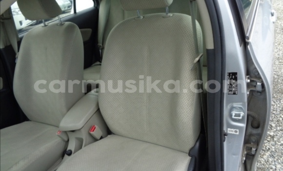 Acheter Occasion Voiture Toyota Belta Gris à Beitbridge, Matabeleland South Acheter Occasion Voiture Toyota Belta Gris à Beitbridge, Matabeleland South