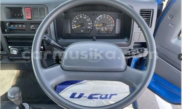 Nunua Ilio tumika Toyota Dyna Bluu Gari ndani ya Beitbridge nchini Matabeleland Kusini Nunua Ilio tumika Toyota Dyna Bluu Gari ndani ya Beitbridge nchini Matabeleland Kusini