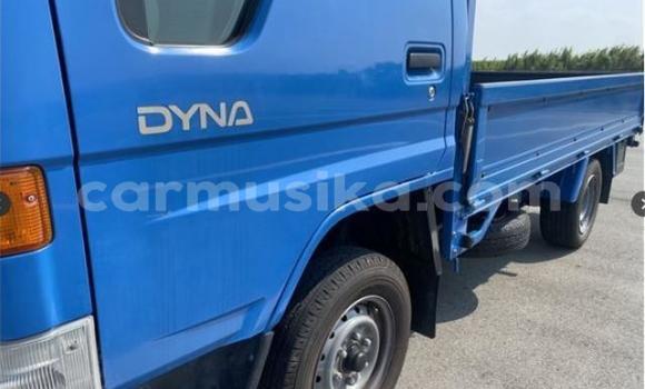 Nunua Ilio tumika Toyota Dyna Bluu Gari ndani ya Beitbridge nchini Matabeleland Kusini Nunua Ilio tumika Toyota Dyna Bluu Gari ndani ya Beitbridge nchini Matabeleland Kusini