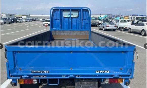 Nunua Ilio tumika Toyota Dyna Bluu Gari ndani ya Beitbridge nchini Matabeleland Kusini Nunua Ilio tumika Toyota Dyna Bluu Gari ndani ya Beitbridge nchini Matabeleland Kusini