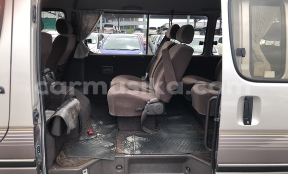 Nunua Ilio tumika Toyota Hiace Nyingine Gari ndani ya Beitbridge nchini Matabeleland Kusini Nunua Ilio tumika Toyota Hiace Nyingine Gari ndani ya Beitbridge nchini Matabeleland Kusini