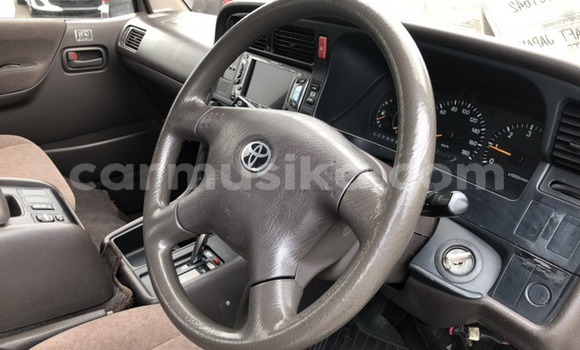 Nunua Ilio tumika Toyota Hiace Nyingine Gari ndani ya Beitbridge nchini Matabeleland Kusini Nunua Ilio tumika Toyota Hiace Nyingine Gari ndani ya Beitbridge nchini Matabeleland Kusini