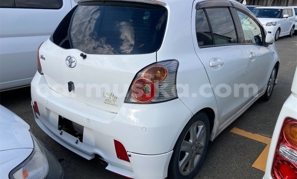 Tenga Tsaru Toyota Vitz Chena Mota in Beitbridge in Matabeleland South Tenga Tsaru Toyota Vitz Chena Mota in Beitbridge in Matabeleland South