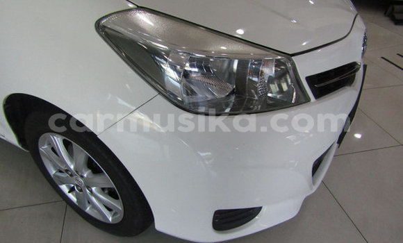 Tenga Tsaru Toyota Yaris Chena Mota in Beitbridge in Matabeleland South Tenga Tsaru Toyota Yaris Chena Mota in Beitbridge in Matabeleland South