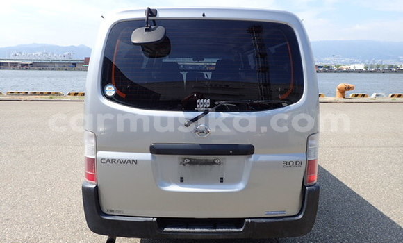 Acheter Occasion Voiture Nissan Caravan Gris à Beitbridge, Matabeleland South Acheter Occasion Voiture Nissan Caravan Gris à Beitbridge, Matabeleland South