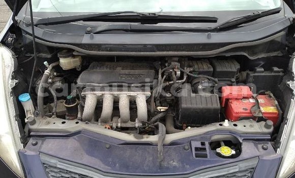 Buy Used Honda Fit Blue Car in Beitbridge in Matabeleland South Buy Used Honda Fit Blue Car in Beitbridge in Matabeleland South