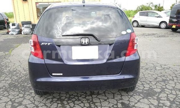 Buy Used Honda Fit Blue Car in Beitbridge in Matabeleland South Buy Used Honda Fit Blue Car in Beitbridge in Matabeleland South