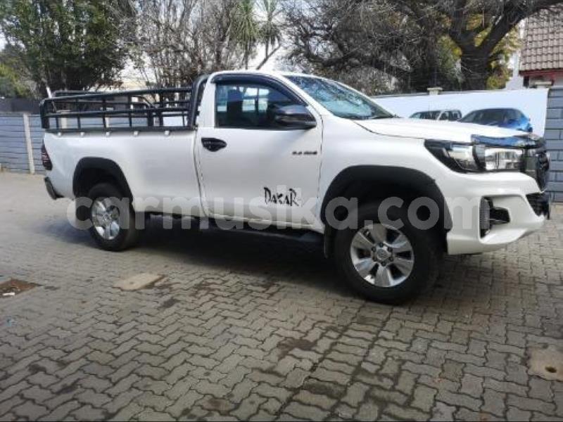 Big with watermark toyota hilux matabeleland south beitbridge 30839