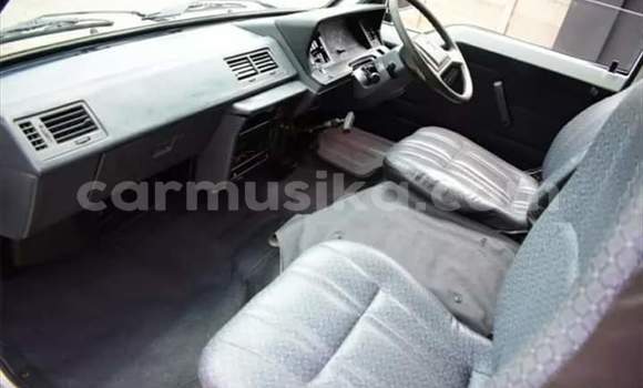 Acheter Occasion Voiture Toyota Hiace Blanc à Beitbridge, Matabeleland South Acheter Occasion Voiture Toyota Hiace Blanc à Beitbridge, Matabeleland South