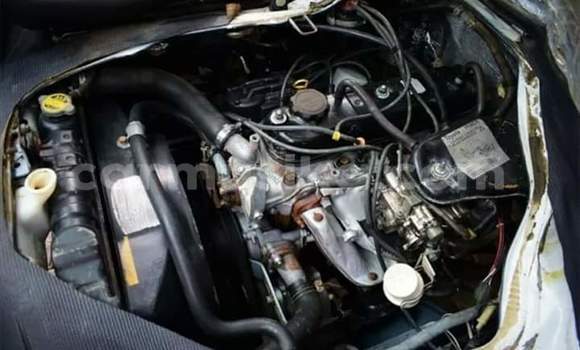 Acheter Occasion Voiture Toyota Hiace Blanc à Beitbridge, Matabeleland South Acheter Occasion Voiture Toyota Hiace Blanc à Beitbridge, Matabeleland South