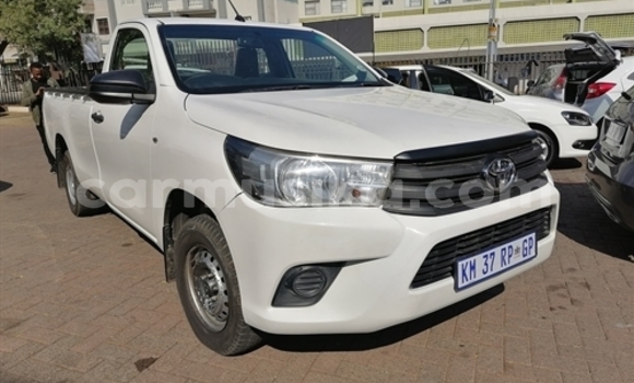 Tenga Tsaru Toyota Hilux Chena Mota in Beitbridge in Matabeleland South Tenga Tsaru Toyota Hilux Chena Mota in Beitbridge in Matabeleland South