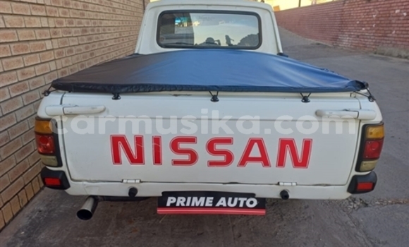 Buy Used Opel Campo White Car in Beitbridge in Matabeleland South Buy Used Opel Campo White Car in Beitbridge in Matabeleland South