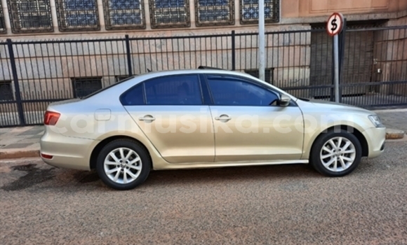 Tenga Tsaru Volkswagen Polo Zvimwe Mota in Beitbridge in Matabeleland South Tenga Tsaru Volkswagen Polo Zvimwe Mota in Beitbridge in Matabeleland South
