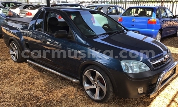 Nunua Ilio tumika Opel Corsa Nyeusi Gari ndani ya Beitbridge nchini Matabeleland Kusini