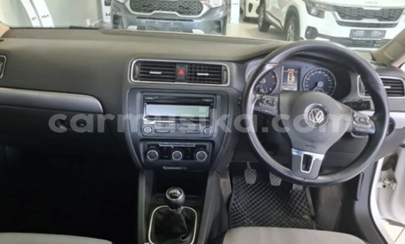 Tenga Tsaru Vortex Tingo Chena Mota in Beitbridge in Matabeleland South