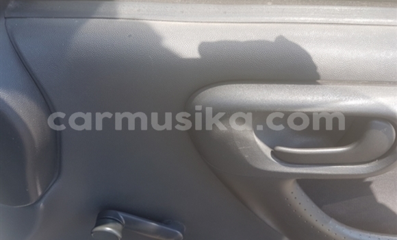 Buy Used Chevrolet S-10 Pickup White Car in Beitbridge in Matabeleland South Buy Used Chevrolet S-10 Pickup White Car in Beitbridge in Matabeleland South