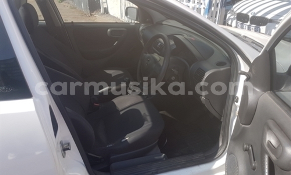 Buy Used Chevrolet S-10 Pickup White Car in Beitbridge in Matabeleland South Buy Used Chevrolet S-10 Pickup White Car in Beitbridge in Matabeleland South