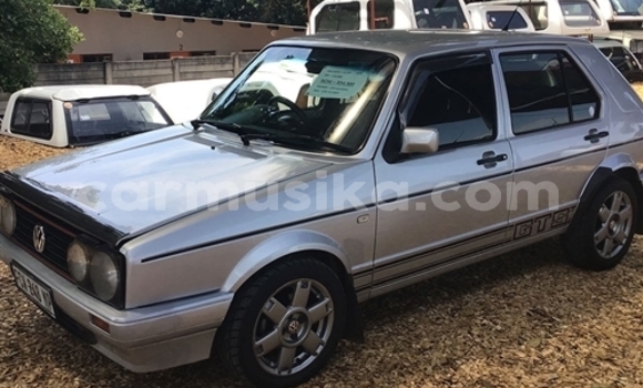 Buy Used Volkswagen Golf Silver Car in Beitbridge in Matabeleland South