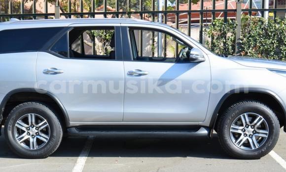 Tenga Tsaru Toyota Fortuner Sirivha Mota in Beitbridge in Matabeleland South