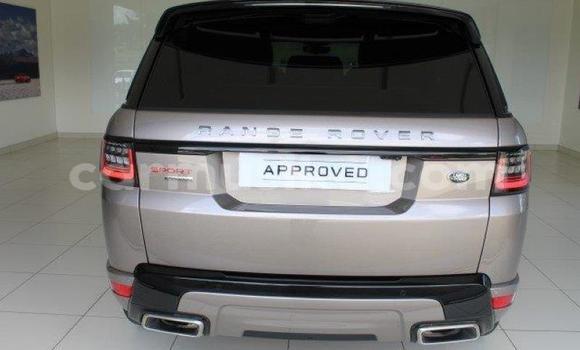 Acheter Occasion Voiture Land Rover Discovery Sport Gris à Beitbridge, Matabeleland South Acheter Occasion Voiture Land Rover Discovery Sport Gris à Beitbridge, Matabeleland South