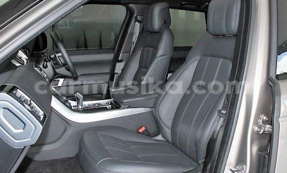 Acheter Occasion Voiture Land Rover Discovery Sport Gris à Beitbridge, Matabeleland South Acheter Occasion Voiture Land Rover Discovery Sport Gris à Beitbridge, Matabeleland South