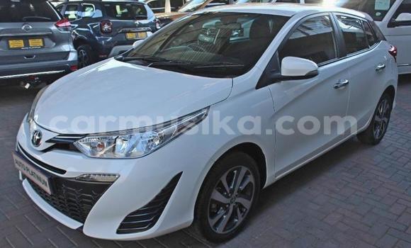 Acheter Occasion Voiture Toyota Yaris Blanc à Beitbridge, Matabeleland South Acheter Occasion Voiture Toyota Yaris Blanc à Beitbridge, Matabeleland South