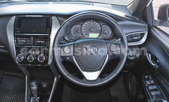 Acheter Occasion Voiture Toyota Yaris Blanc à Beitbridge, Matabeleland South Acheter Occasion Voiture Toyota Yaris Blanc à Beitbridge, Matabeleland South