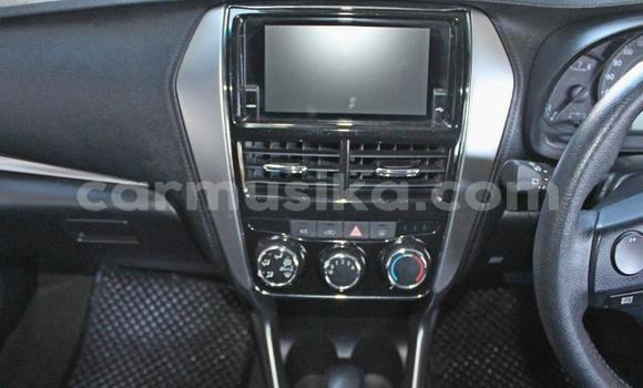 Acheter Occasion Voiture Toyota Yaris Blanc à Beitbridge, Matabeleland South Acheter Occasion Voiture Toyota Yaris Blanc à Beitbridge, Matabeleland South