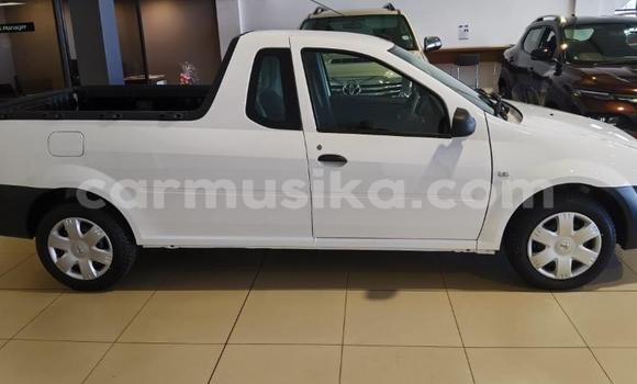 Tenga Tsaru Nissan NV200 Chena Mota in Beitbridge in Matabeleland South Tenga Tsaru Nissan NV200 Chena Mota in Beitbridge in Matabeleland South