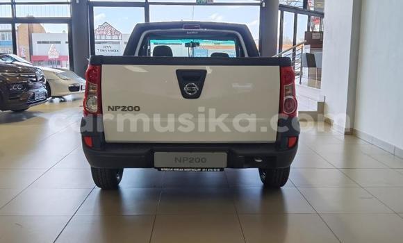 Tenga Tsaru Nissan NV200 Chena Mota in Beitbridge in Matabeleland South Tenga Tsaru Nissan NV200 Chena Mota in Beitbridge in Matabeleland South