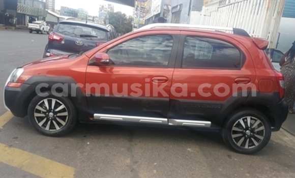 Tenga Tsaru Toyota Etios Tsvuku Mota in Beitbridge in Matabeleland South Tenga Tsaru Toyota Etios Tsvuku Mota in Beitbridge in Matabeleland South