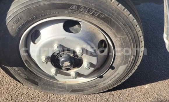 Buy Used Hyundai H200 White Truck in Beitbridge in Matabeleland South Buy Used Hyundai H200 White Truck in Beitbridge in Matabeleland South