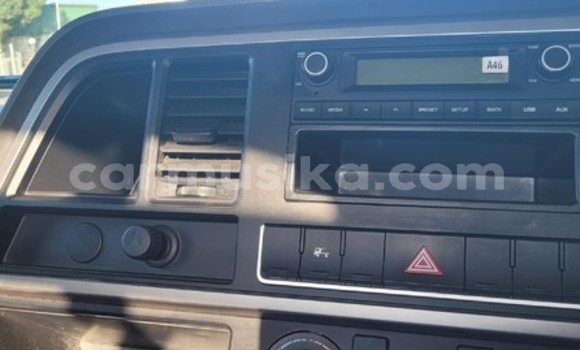 Buy Used Hyundai H200 White Truck in Beitbridge in Matabeleland South Buy Used Hyundai H200 White Truck in Beitbridge in Matabeleland South