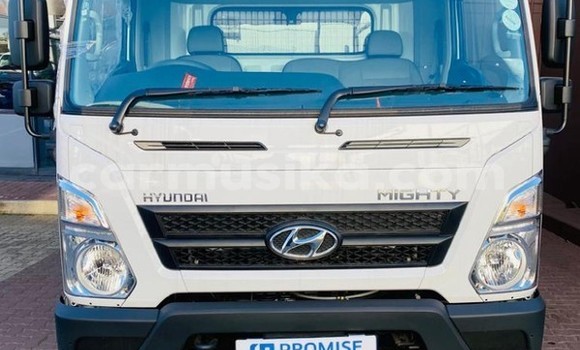 Tenga Tsaru Hyundai Chorus Chena Rori in Beitbridge in Matabeleland South Tenga Tsaru Hyundai Chorus Chena Rori in Beitbridge in Matabeleland South