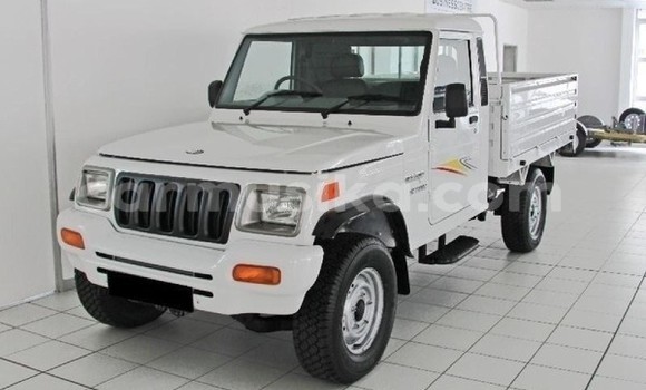Buy Used Mahindra Commander White Car in Beitbridge in Matabeleland South Buy Used Mahindra Commander White Car in Beitbridge in Matabeleland South