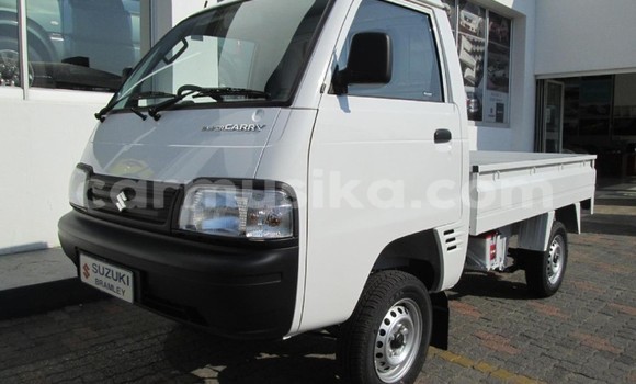 Tenga Tsaru Suzuki Carry Chena Rori in Beitbridge in Matabeleland South Tenga Tsaru Suzuki Carry Chena Rori in Beitbridge in Matabeleland South