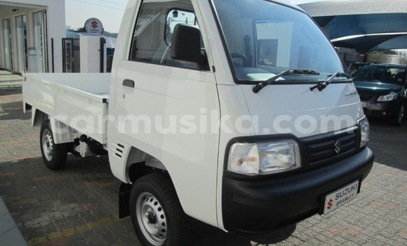 Tenga Tsaru Suzuki Carry Chena Rori in Beitbridge in Matabeleland South Tenga Tsaru Suzuki Carry Chena Rori in Beitbridge in Matabeleland South