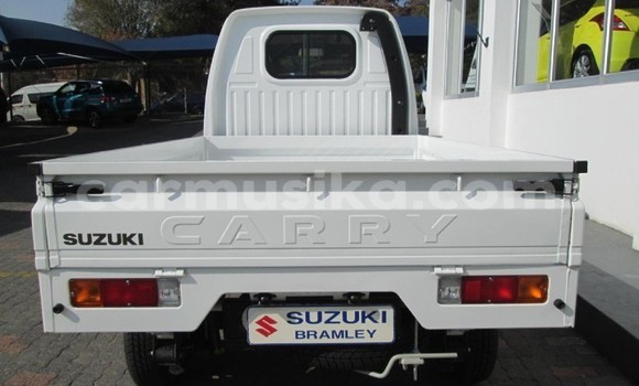 Tenga Tsaru Suzuki Carry Chena Rori in Beitbridge in Matabeleland South Tenga Tsaru Suzuki Carry Chena Rori in Beitbridge in Matabeleland South