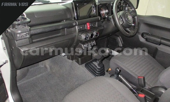 Tenga Tsaru Suzuki Jimny Zvimwe Mota in Beitbridge in Matabeleland South Tenga Tsaru Suzuki Jimny Zvimwe Mota in Beitbridge in Matabeleland South