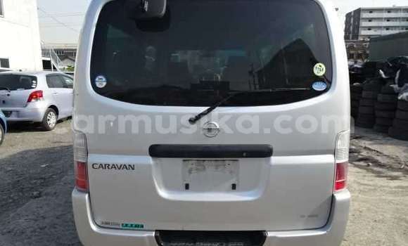 Acheter Occasion Voiture Nissan Caravan Gris à Beitbridge, Matabeleland South Acheter Occasion Voiture Nissan Caravan Gris à Beitbridge, Matabeleland South