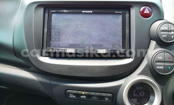 Buy Used Honda Fit Silver Car in Beitbridge in Matabeleland South Buy Used Honda Fit Silver Car in Beitbridge in Matabeleland South