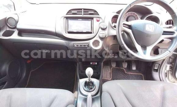 Buy Used Honda Fit Silver Car in Beitbridge in Matabeleland South Buy Used Honda Fit Silver Car in Beitbridge in Matabeleland South