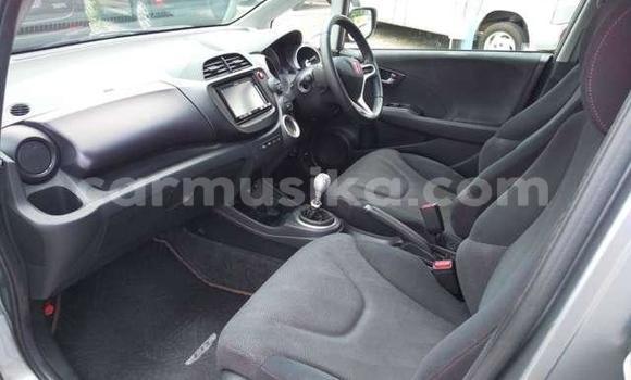 Buy Used Honda Fit Silver Car in Beitbridge in Matabeleland South Buy Used Honda Fit Silver Car in Beitbridge in Matabeleland South