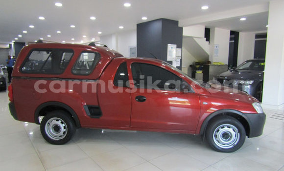 Nunua Ilio tumika Opel Corsa Nyingine Gari ndani ya Beitbridge nchini Matabeleland Kusini