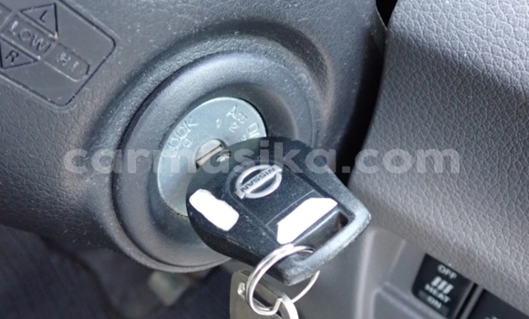 Acheter Occasion Voiture Nissan NV350 Caravan Blanc à Beitbridge, Matabeleland South Acheter Occasion Voiture Nissan NV350 Caravan Blanc à Beitbridge, Matabeleland South