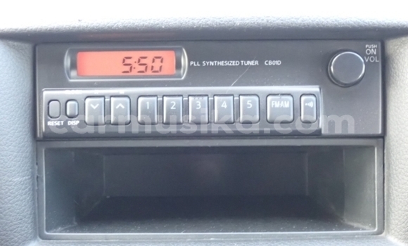 Acheter Occasion Voiture Nissan NV350 Caravan Blanc à Beitbridge, Matabeleland South Acheter Occasion Voiture Nissan NV350 Caravan Blanc à Beitbridge, Matabeleland South