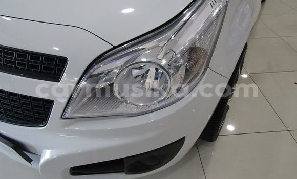 Acheter Occasion Voiture Chevrolet Corsa Blanc à Beitbridge, Matabeleland South Acheter Occasion Voiture Chevrolet Corsa Blanc à Beitbridge, Matabeleland South